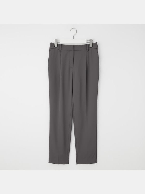 コンフォートリュクステーパードパンツ