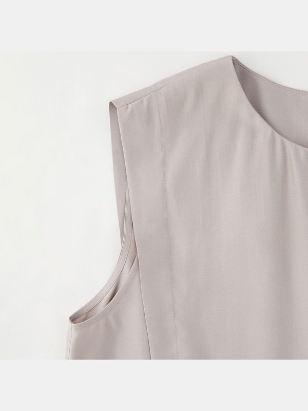 シルクブレンドAラインノースリーブブラウス
