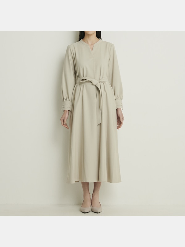 スキッパーネックフレアワンピース