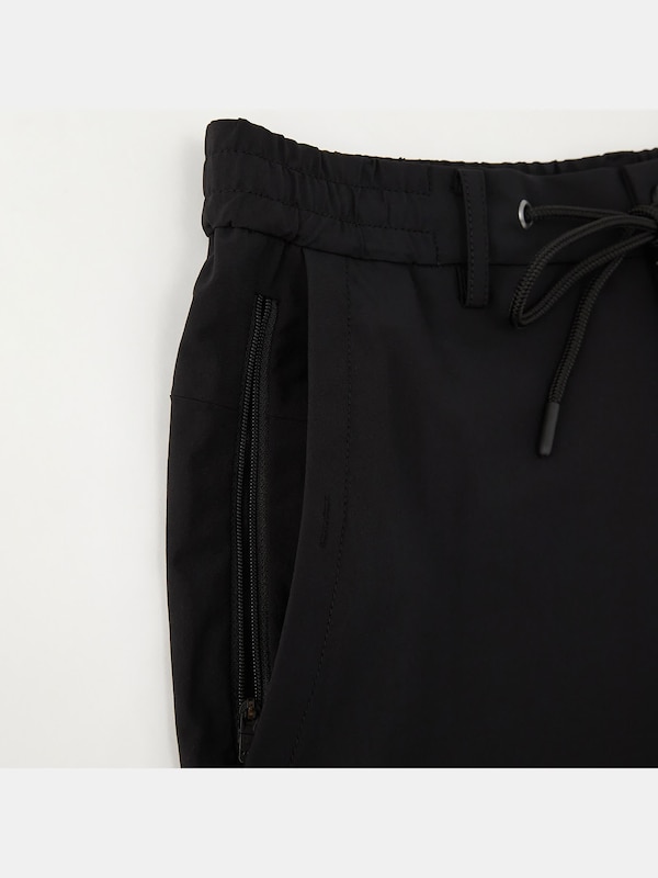 ナイロントリコットテーパードアンクルパンツ