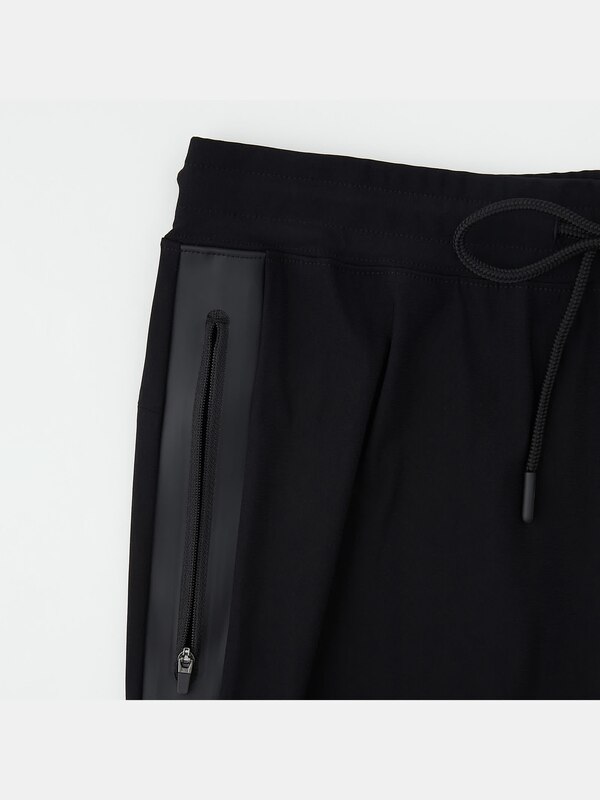 スーパーストレッチジョガーパンツ