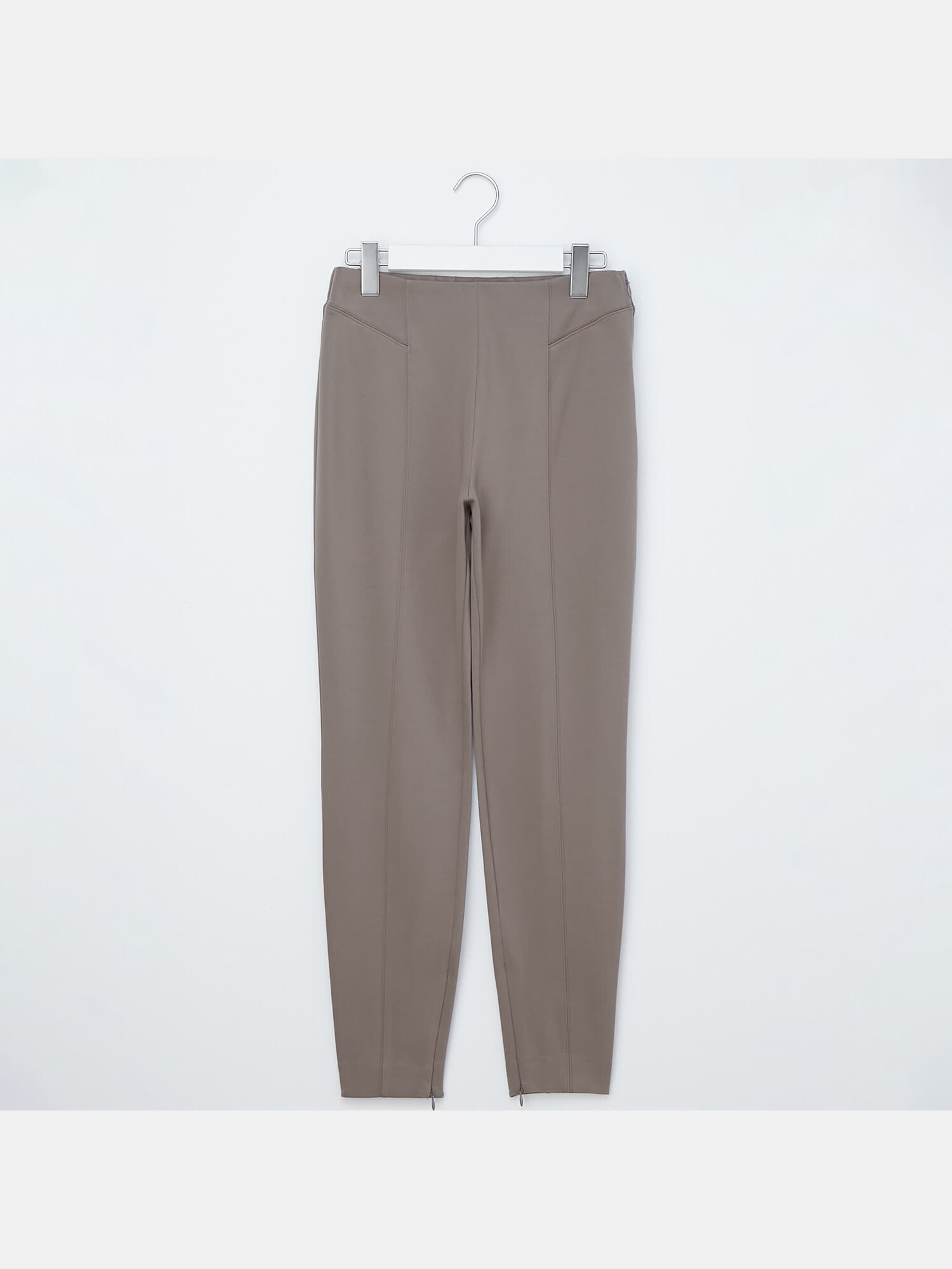 アベニールエトワール ストレッチポンチスリットレギンスパンツ　未使用に近い ストレッチポンチスリットレギンスパンツ: AVENIRETOILE公式通販