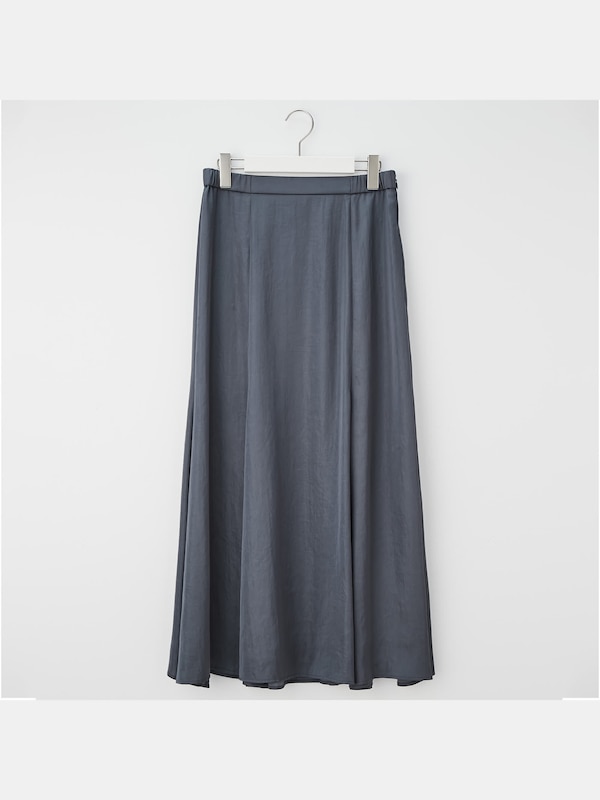 サテンナローフレアスカート