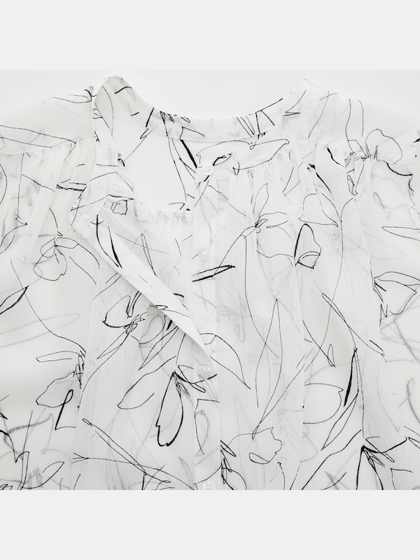 ラインフラワーノースリーブブラウス