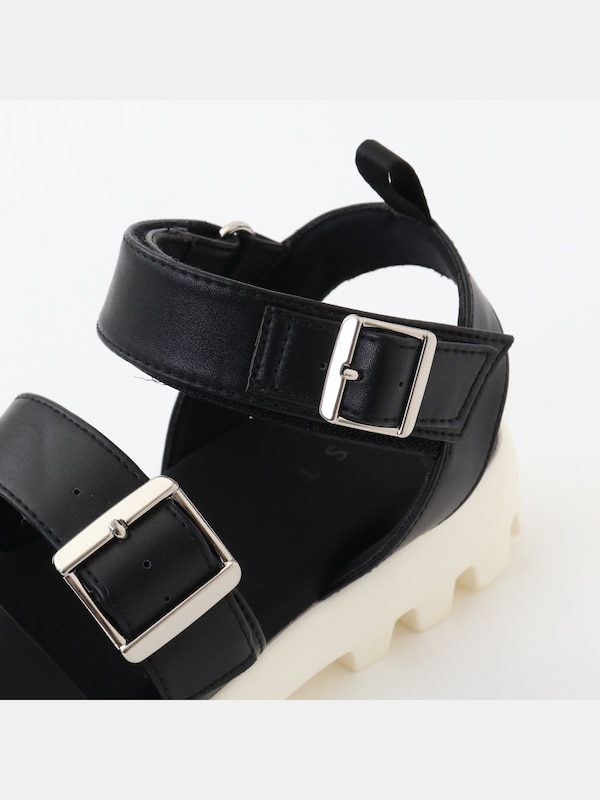 バックルストラップスポーツサンダル