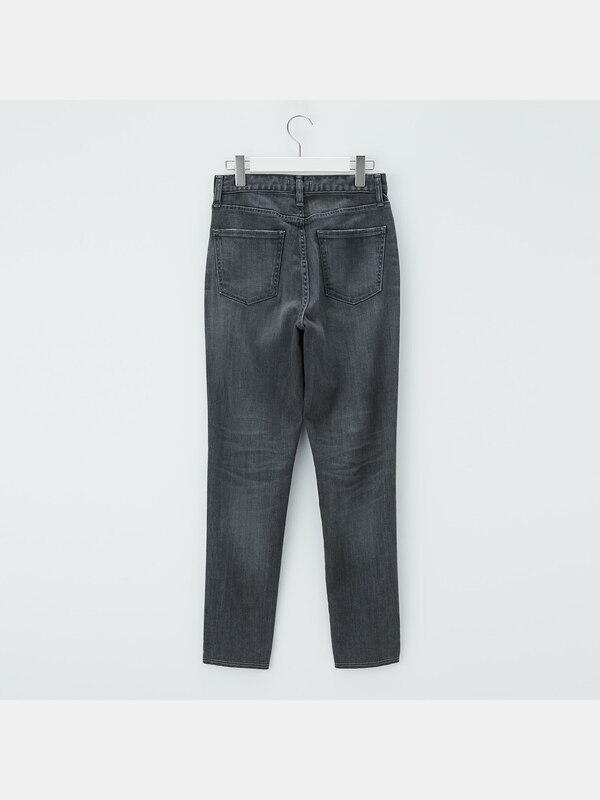 スリムテーパードジーンズ（グレー）