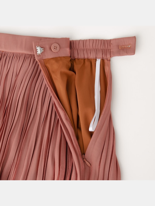 シャインシアープリーツスカート