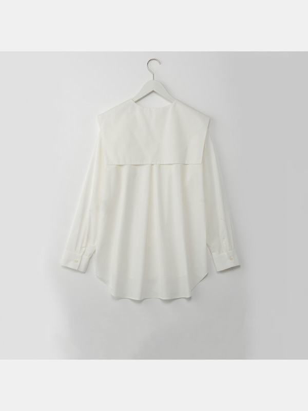 スクエアカラーブラウス