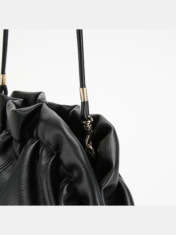 ギャザリング2WAYクラッチバッグ