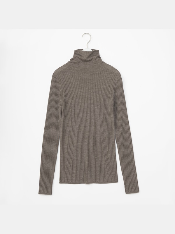 エクストラファインメリノシルクリブタートルネックセーター