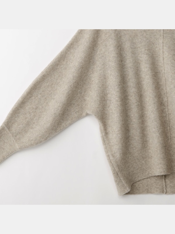 ヤクブレンドVネックドルマンセーター