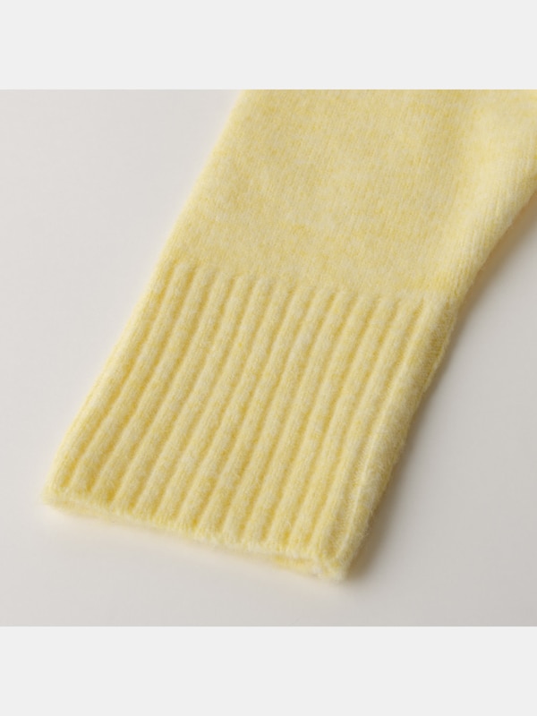 ウールブレンドポンチョセーター