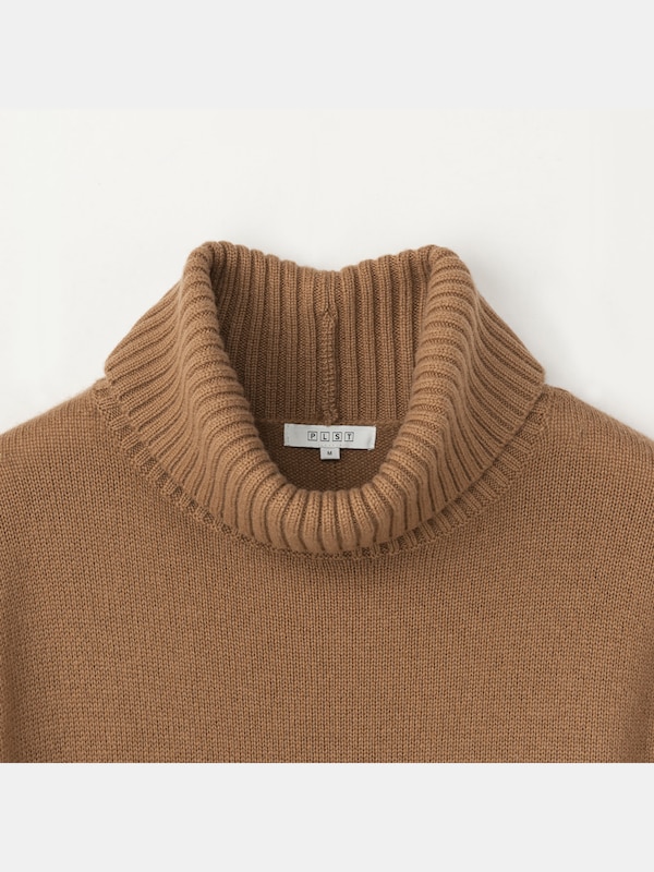 プレシャスウールタートルネックセーター