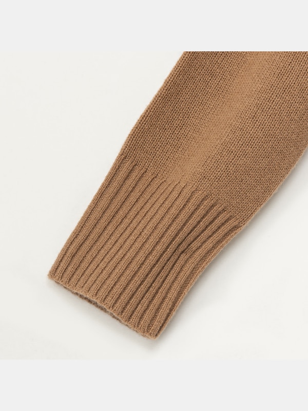 プレシャスウールタートルネックセーター