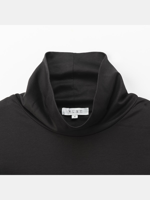 グロスジャージータートルネックTシャツ