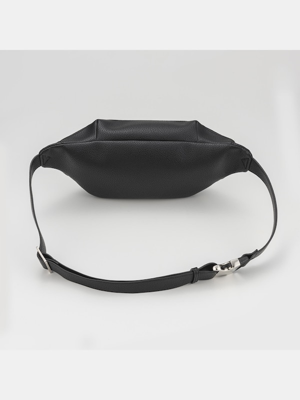 レザータッチボディバ  ッグ