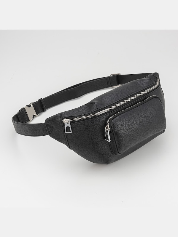 レザータッチボディバ  ッグ