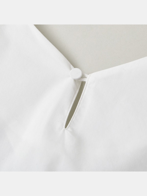 コットンブレンドボリュームスリーブブラウス