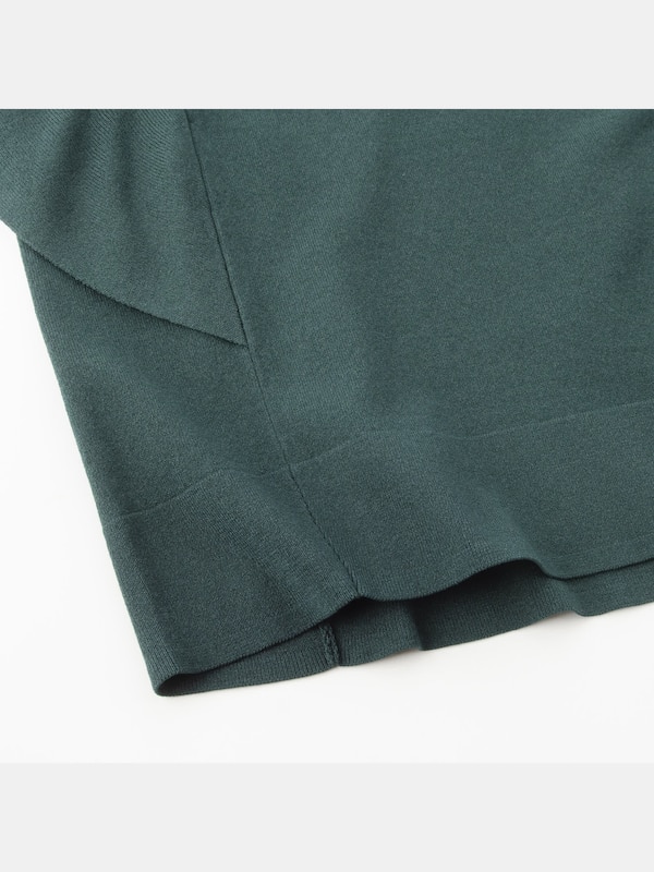 レーヨンナイロンフリルスリーブセーター（半袖）