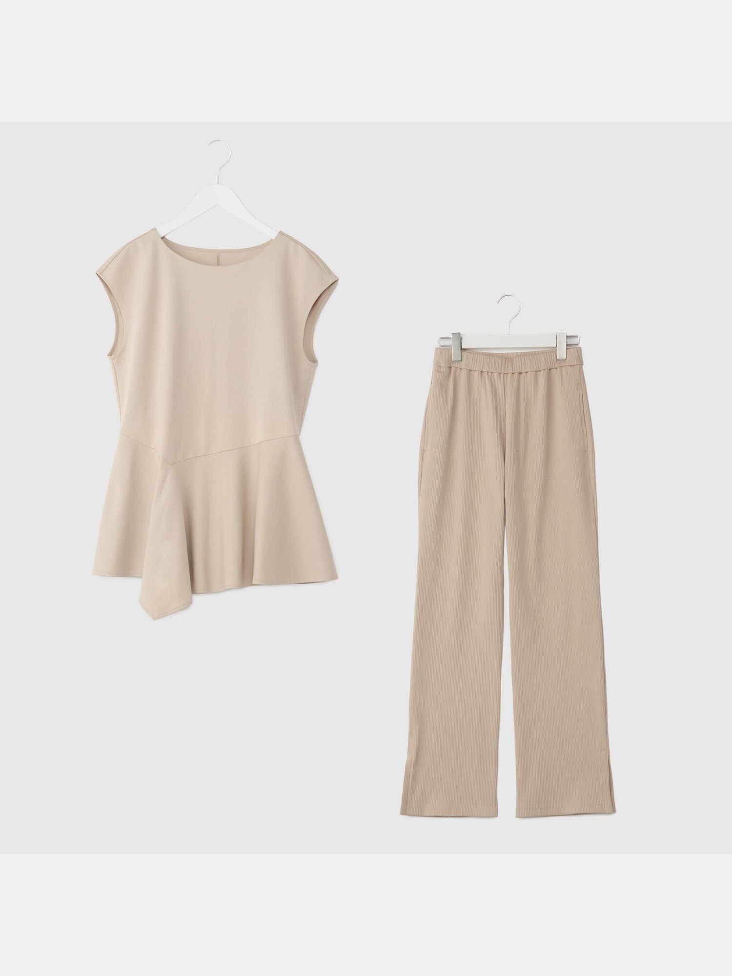 PLST(プラステ)公式 | フレンチスリーブカットソーリブパンツ