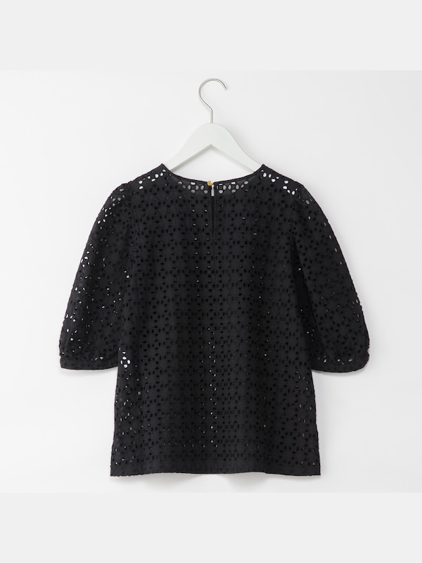 カットワークレ  ースブラウス（半袖）