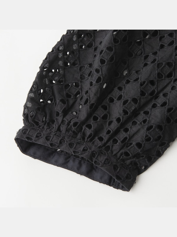 カットワークレースブラウス（半袖）