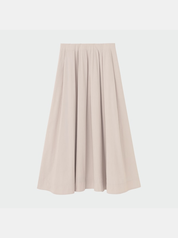 タフタボリュームフレアスカート