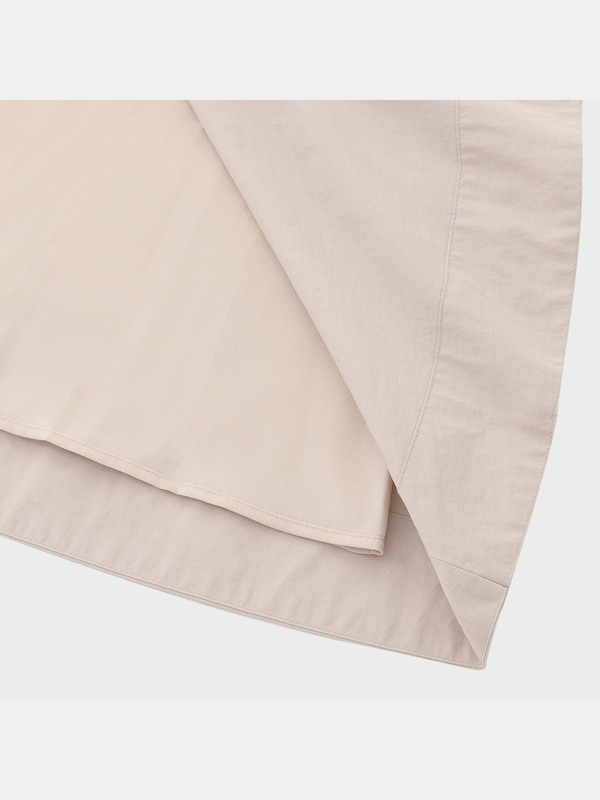 タフタボリュームフレアスカート