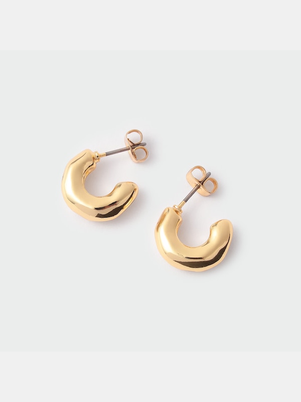 メタルフープピアス