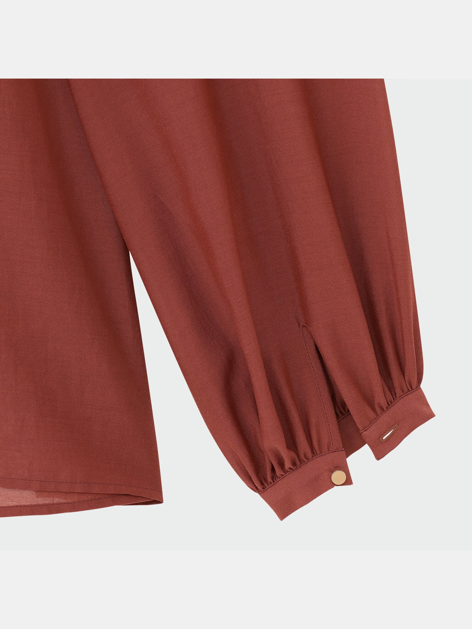 d新品同様★PLST*プラステ★カーキ系★胸元タック★着回しシンプル♪ジャージー素材★コクーンワンピース★Mサイズ d新品同様☆PLST*プラステ☆カーキ系☆胸元タック☆着回し