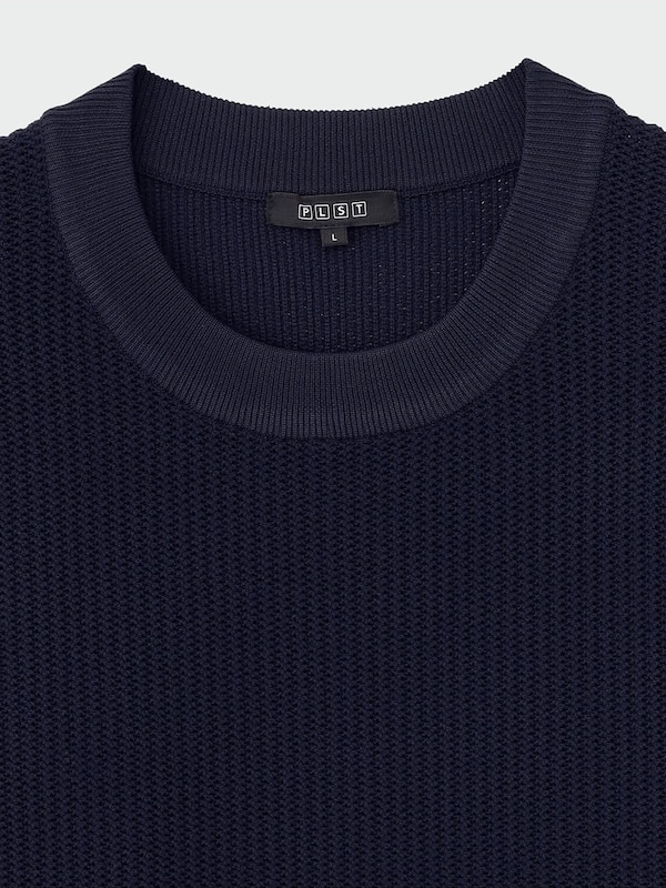 ライトウェイトニットクルーネックセーター