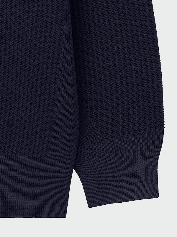 ライトウェイトニットクルーネックセーター