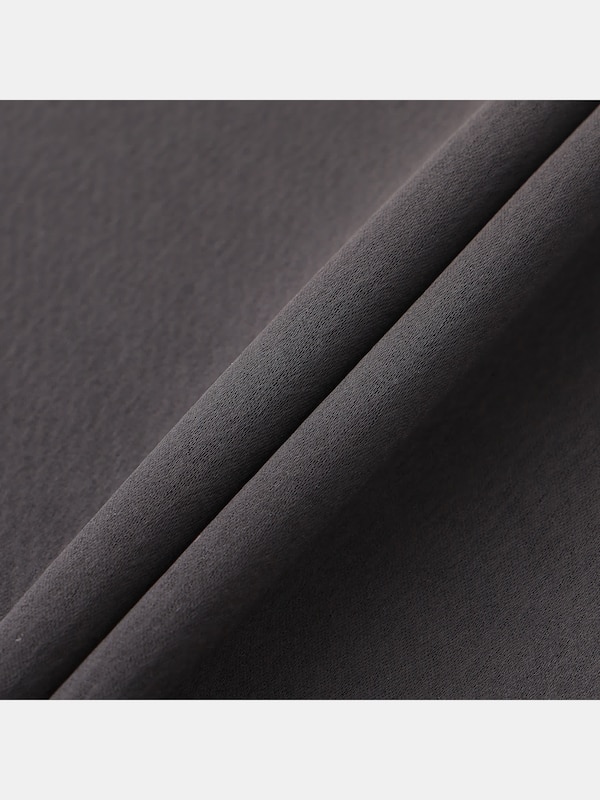 サテンナローロングスカート