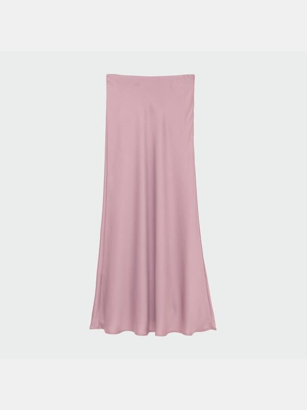 サテンナローロングスカート