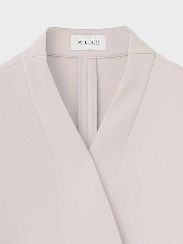 トリプルクロスベルテッドコート