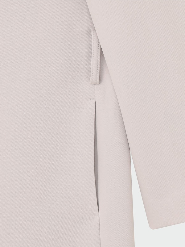 トリプルクロスベルテッドコート