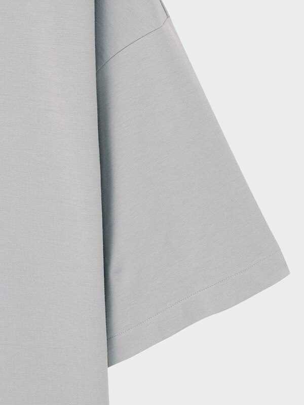 ストレッチコットンブレンドラウンドテールTシャツ（半袖）