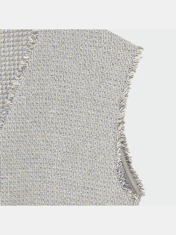 サマーツイードVネックブラウス