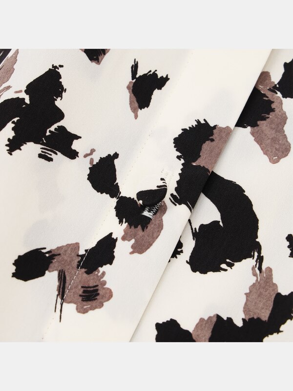 レオパードプリントフレンチスリーブブラウス