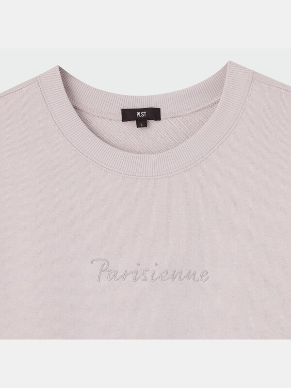 エンブロイダリープルオーバー