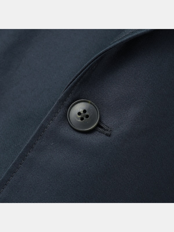 バックサテンジャケット