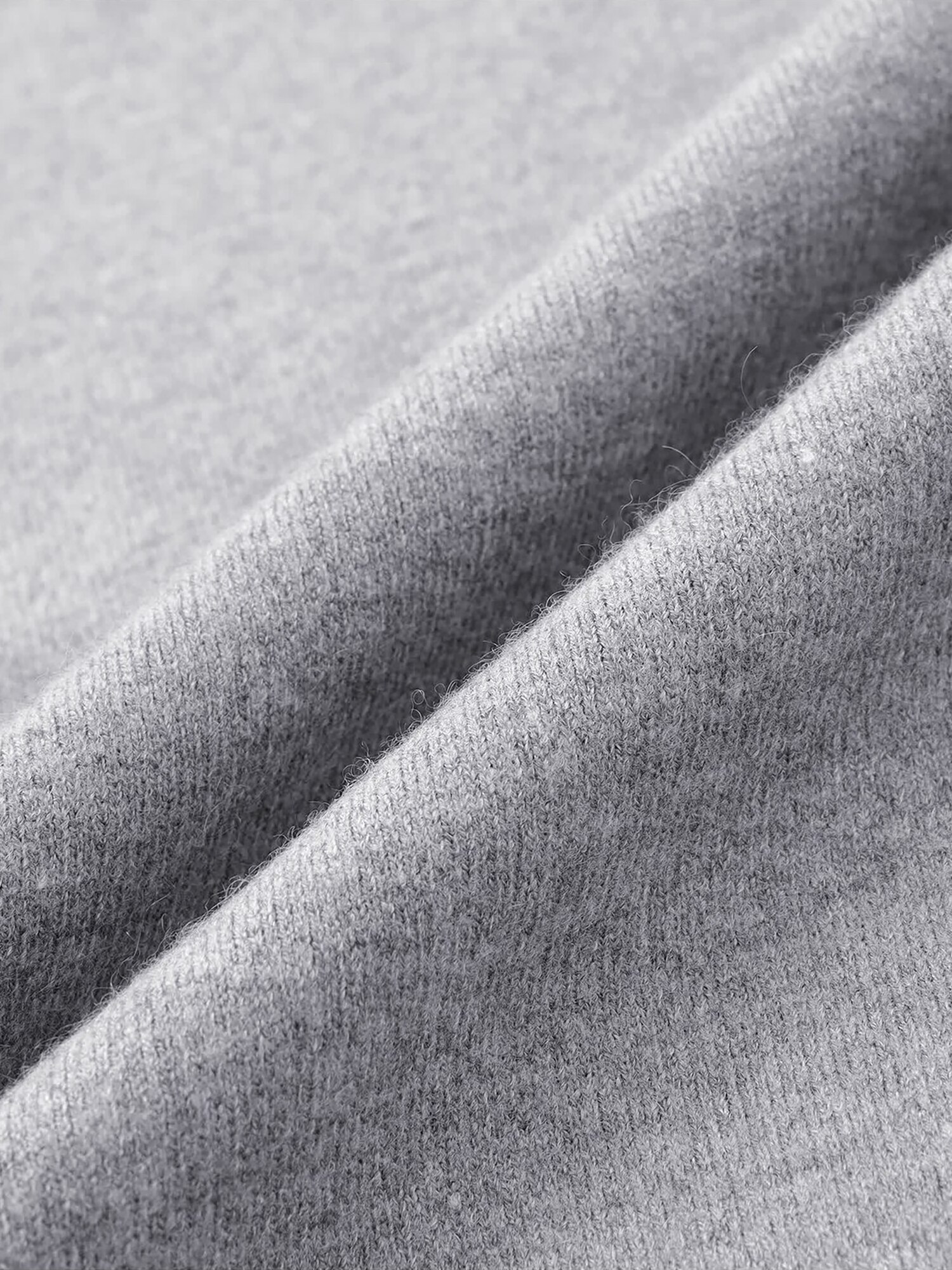 PLST - プラステ カシミヤ混 M Vネック ニット袖ゆったり ドロップショルダー グレー PLST(プラステ)公式 | カシミヤブレンドコクーンセーター