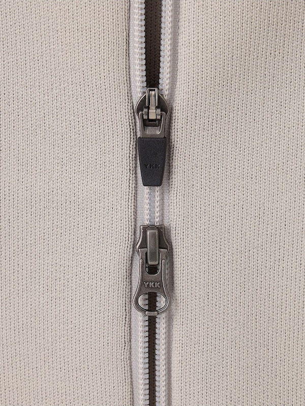 ライトウェイトニットジップアップパーカ