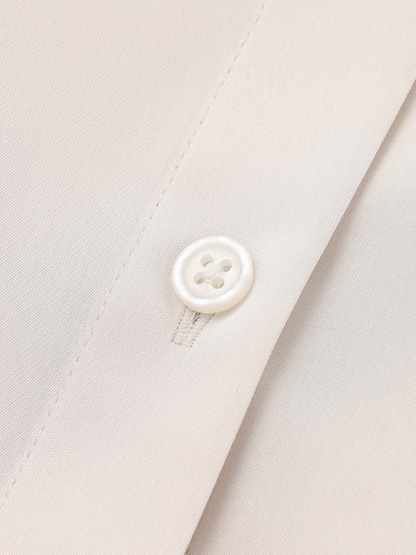 サテンレギュラーカラーシャツ（長袖）