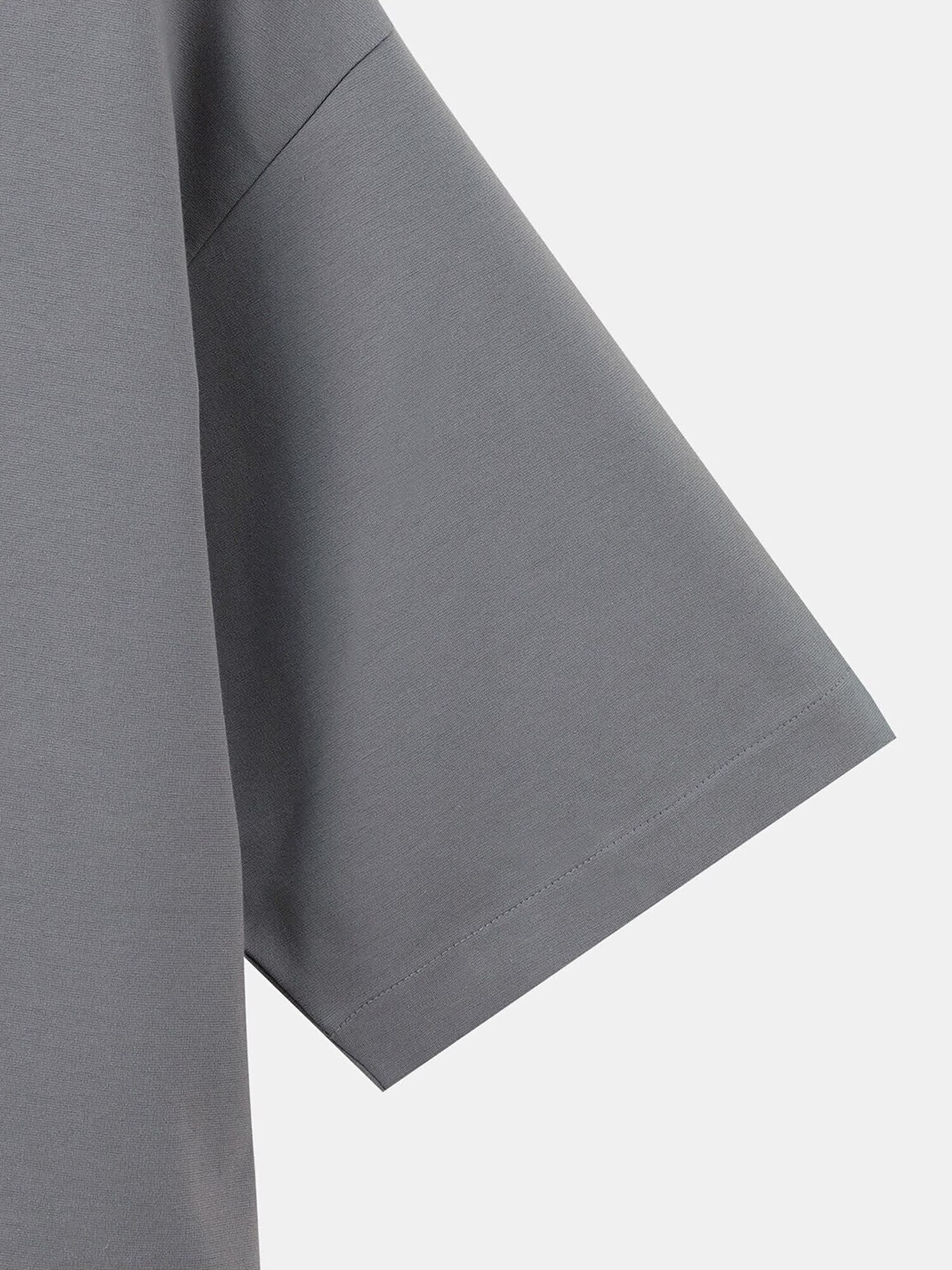 PLST(プラステ)公式 | ストレッチコットンブレンドラウンドテールTシャツ