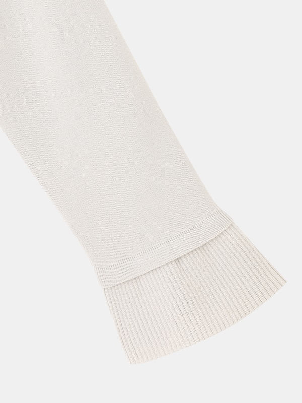 ビジューネックニットプルオーバー（長袖）