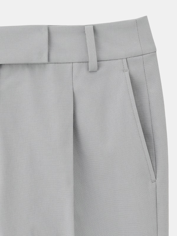 テーパ��ードパンツ（リネンブレンド）