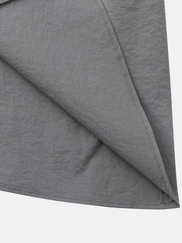 ハイストレッチナイロンタックフレアスカート