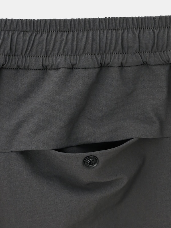 テックストレッチジョガーパンツ