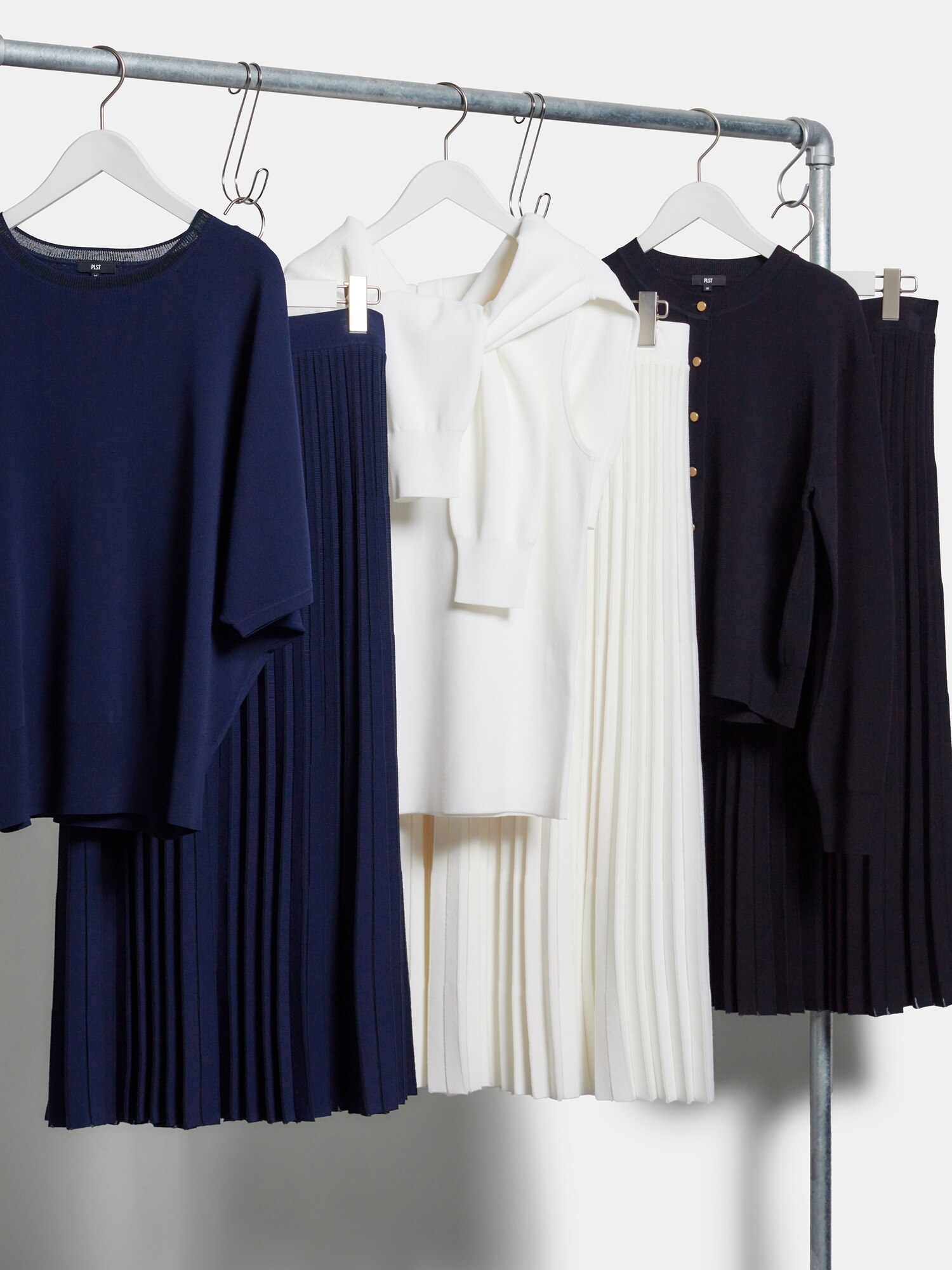 ⭐︎いちたろう様専用⭐︎新品♡PLST♡レーヨンブレンドシアー